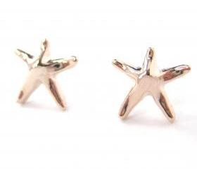 Small Starfish Star Shaped Stud Earrings in Light Bronze