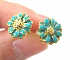 Daisy Sunflower Small Floral Flower Stud Earrings in Turquoise on Gold