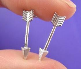 Small Arrow Feather Arrowhead Stud Earrings Sterling Silver