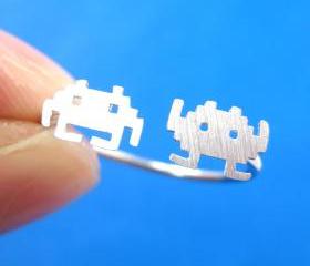 Atari Space Invaders Alien Pixel Adjustable Ring in Sterling Silver