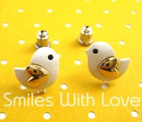 Small Chicken Bird Animal Stud Earrings with Gold Heart Wings